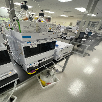 Agilent 1260 Infinity II HPLC System with DAD and ALS image 0